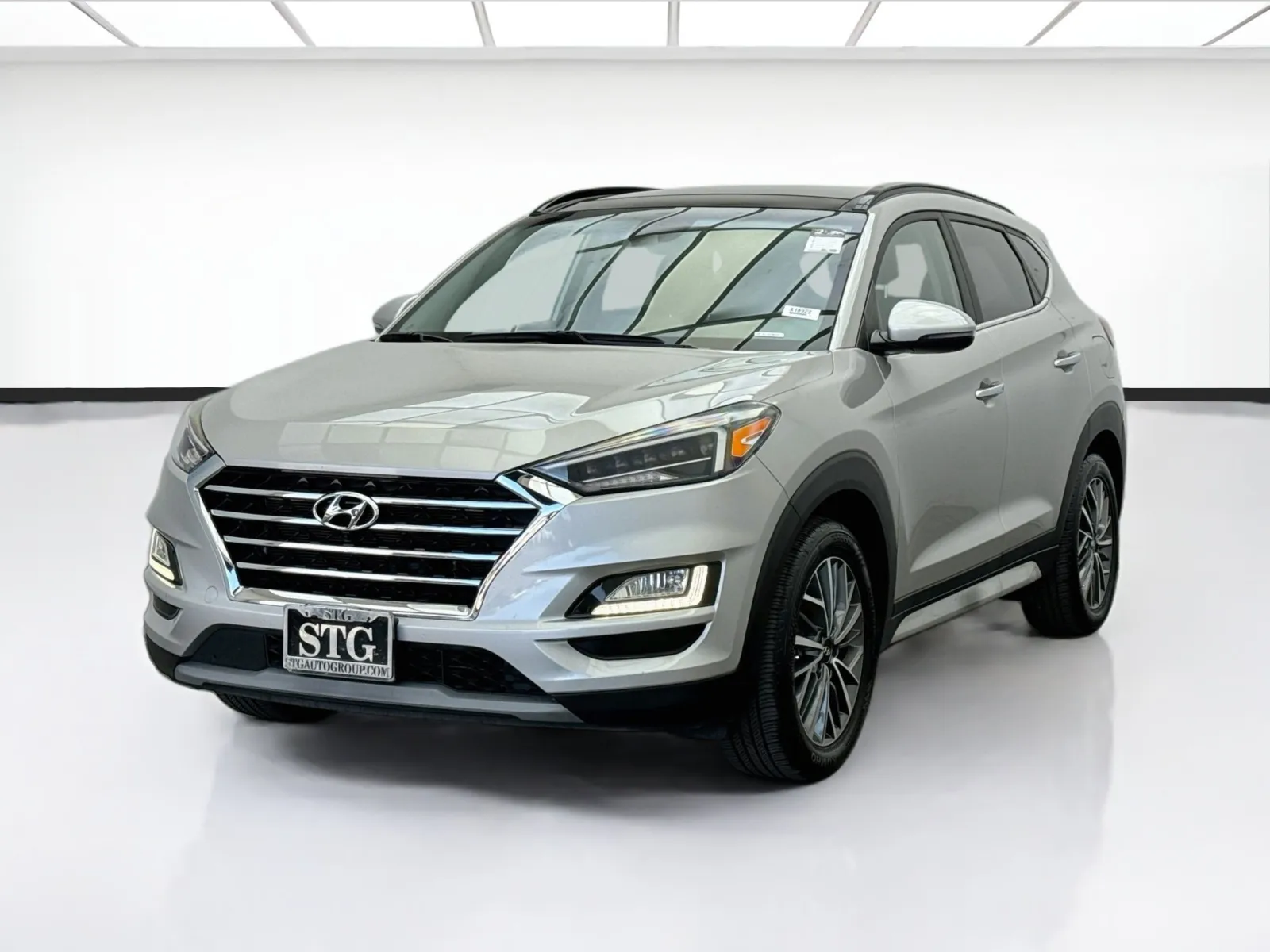 Silver 2020 Hyundai Tucson Ultimate for sale in Bellflower, CA