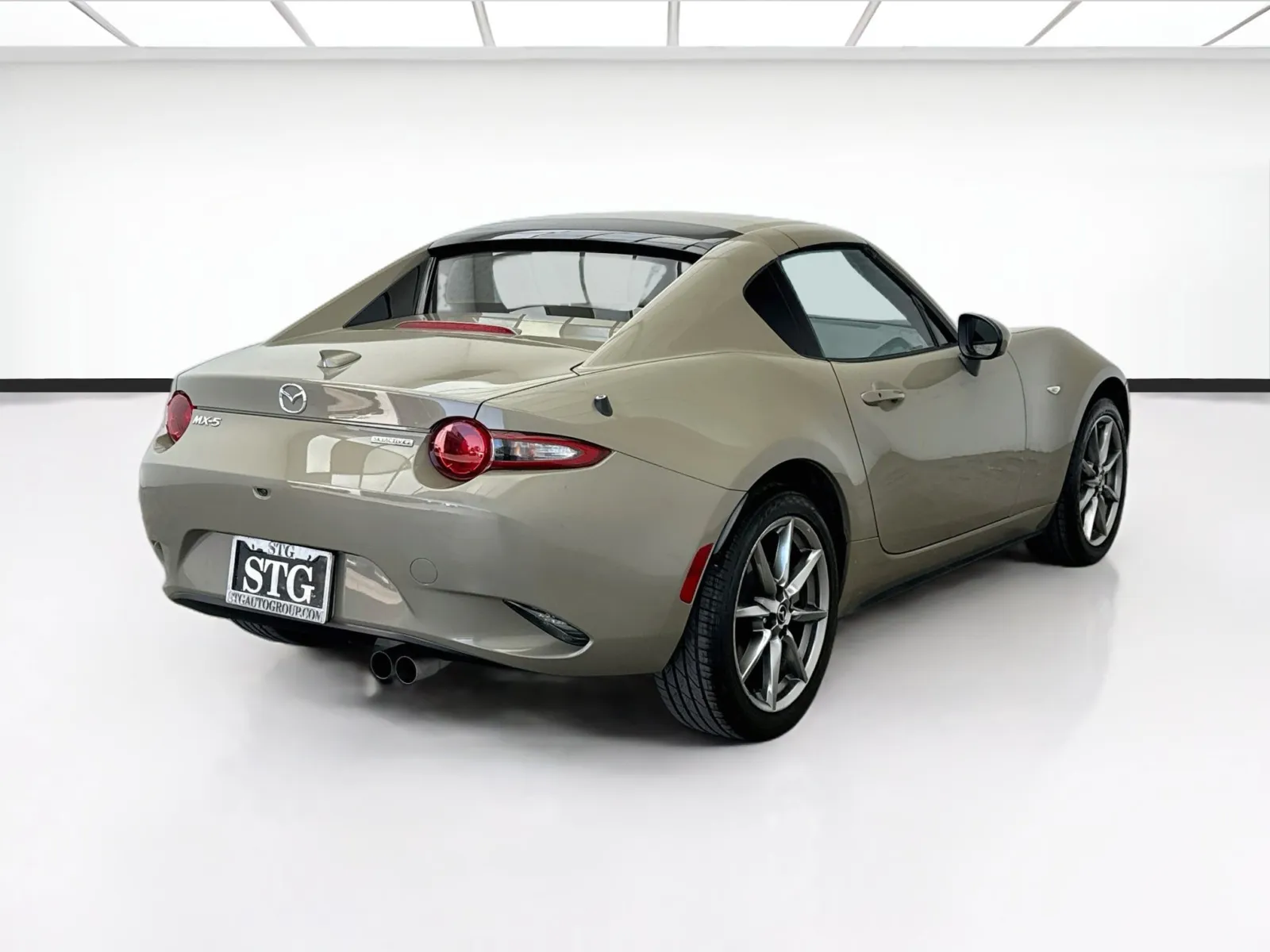 Used 2023 Mazda MX-5 Miata RF Grand Touring for sale in Bellflower