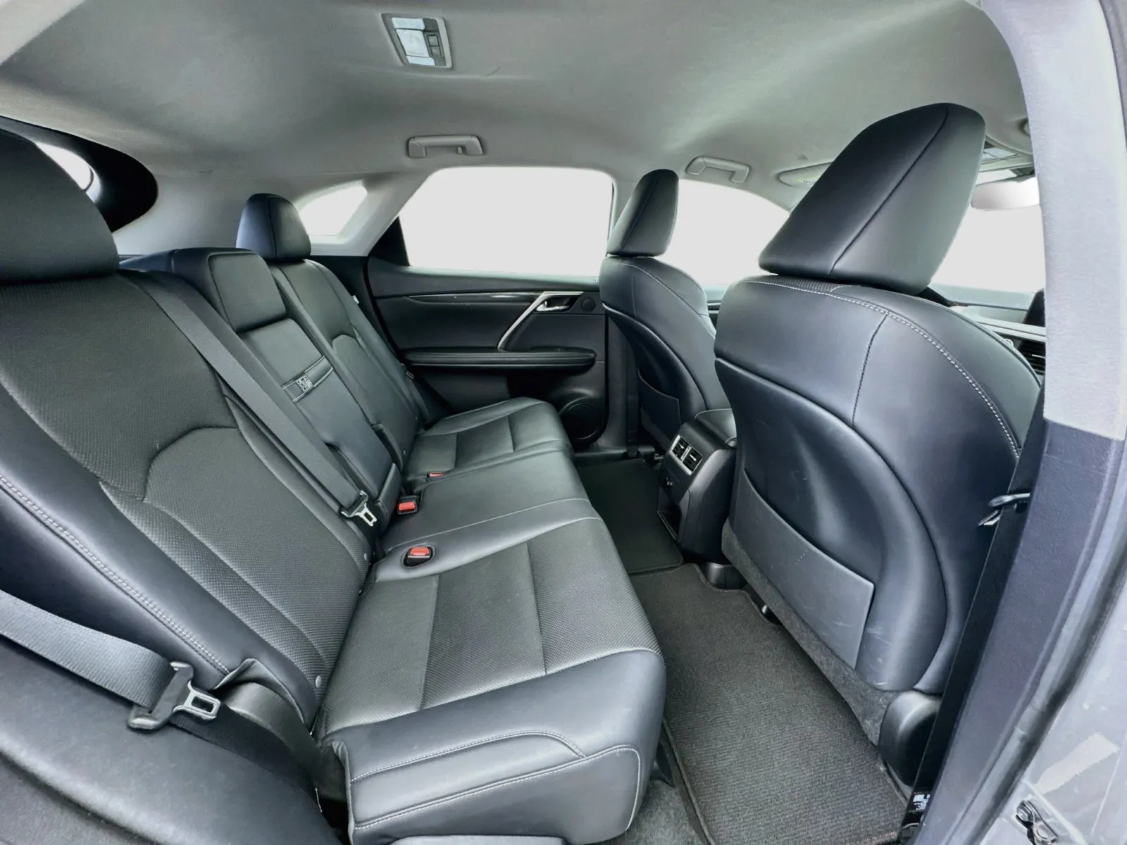 Lexus RX photo 18