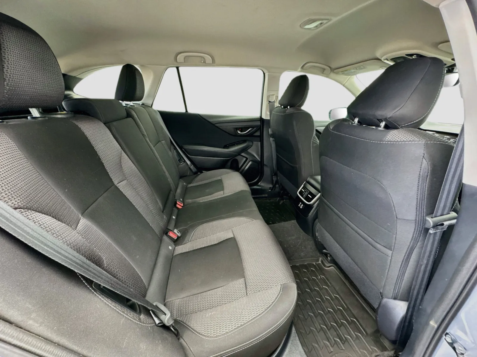 Subaru Outback photo 18
