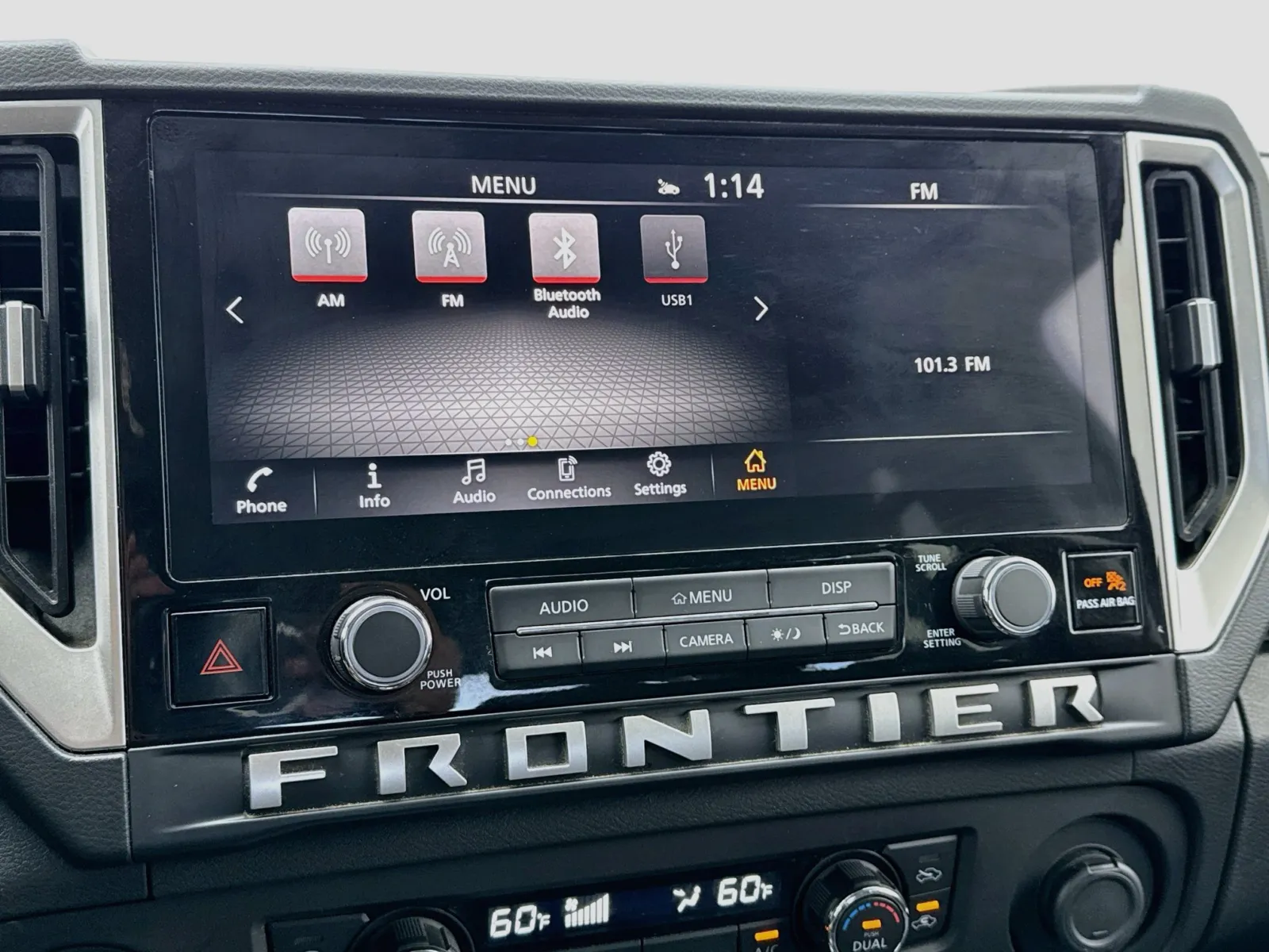 Nissan Frontier photo 9