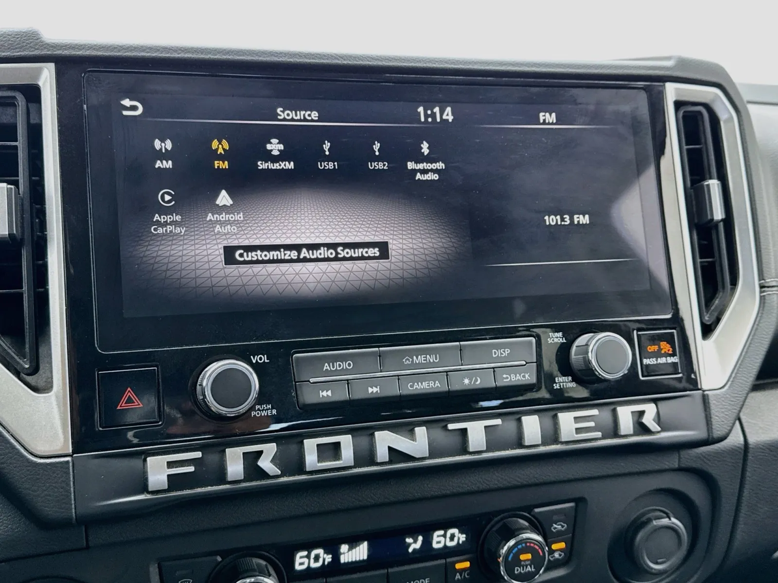 Nissan Frontier photo 11