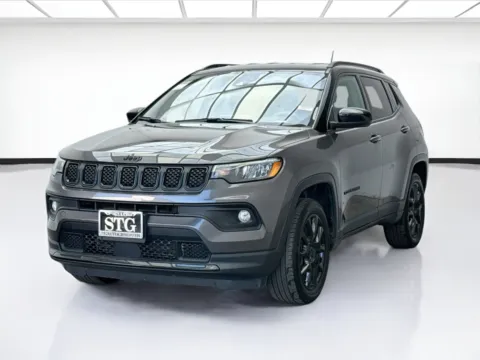 Gray 2023 Jeep Compass Latitude for sale in Bellflower, CA