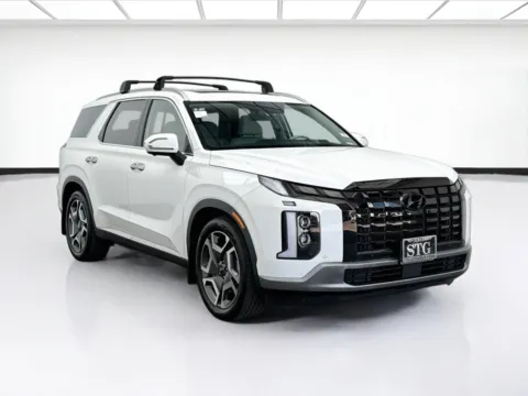 Another view of 2023 Hyundai Palisade Limited for sale in Bellflower, CA at STG Bellflower