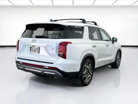 More photos of 2023 Hyundai Palisade Limited at STG Bellflower, CA