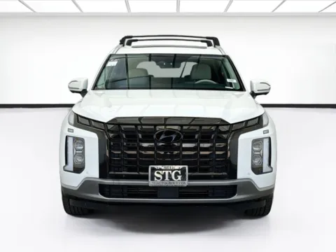 Photos of 2023 Hyundai Palisade Limited for sale in Bellflower, CA at STG Bellflower