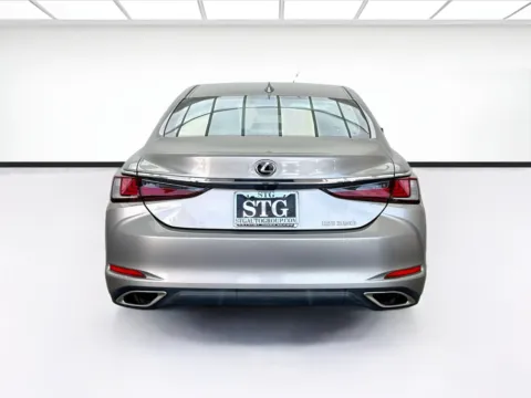 More photos of 2021 Lexus ES 350 at STG Bellflower, CA