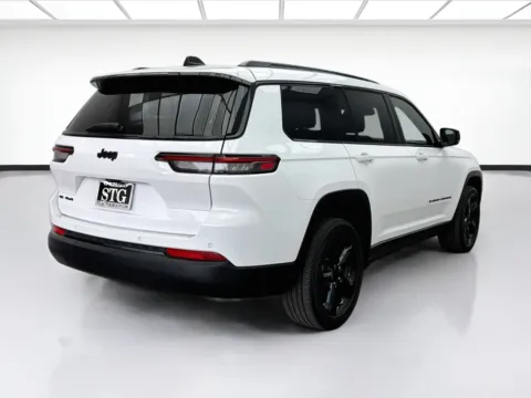 More photos of 2023 Jeep Grand Cherokee L Altitude at STG Bellflower, CA