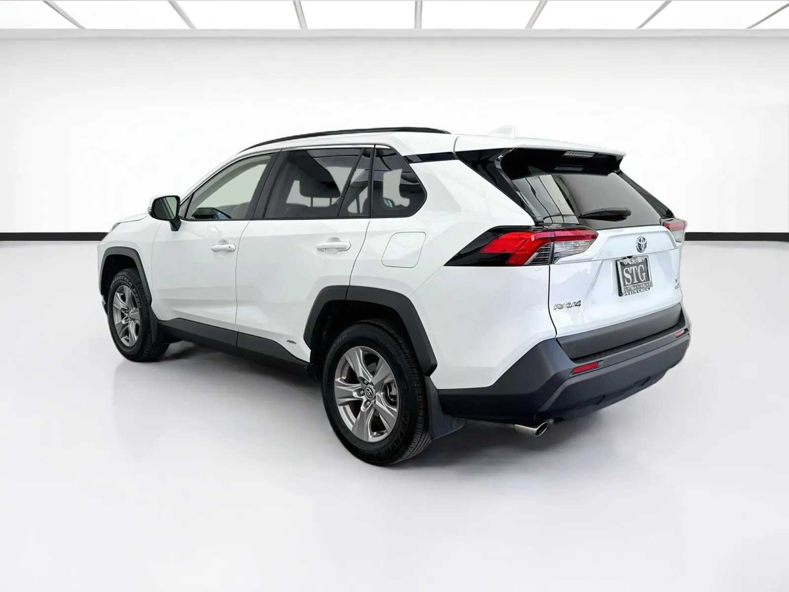 Toyota RAV4 photo 6