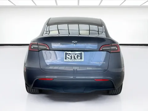 More photos of 2023 Tesla Model Y Long Range at STG Bellflower, CA
