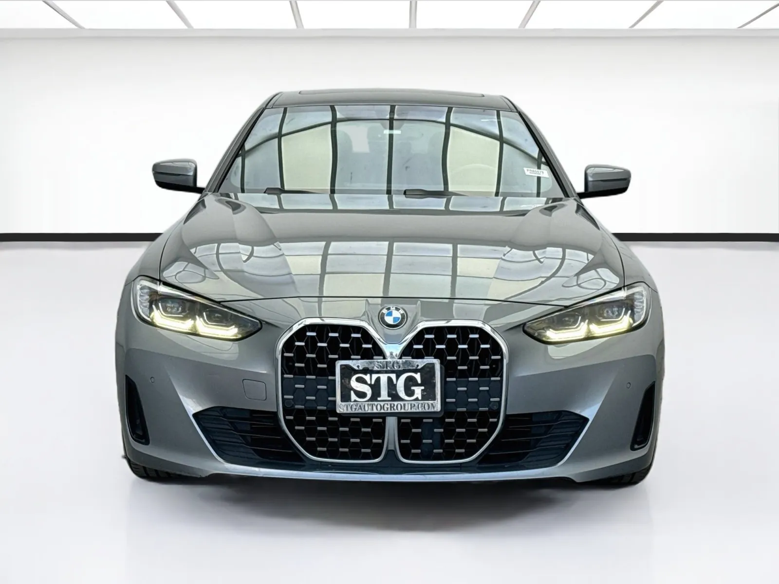 BMW 4 Series photo 2