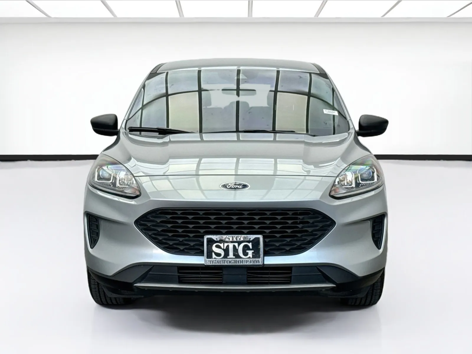 Ford Escape photo 2