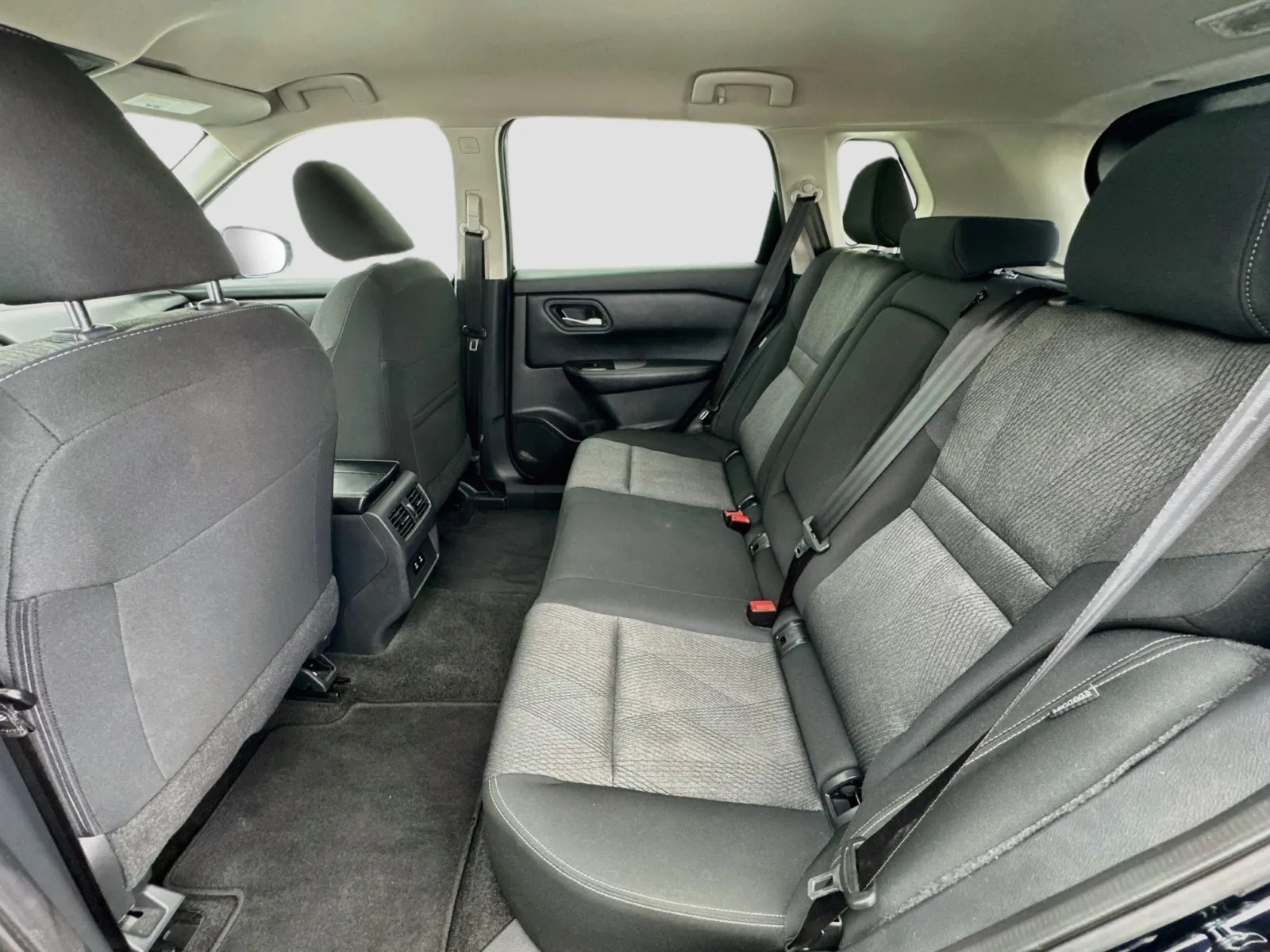 Nissan Rogue photo 15