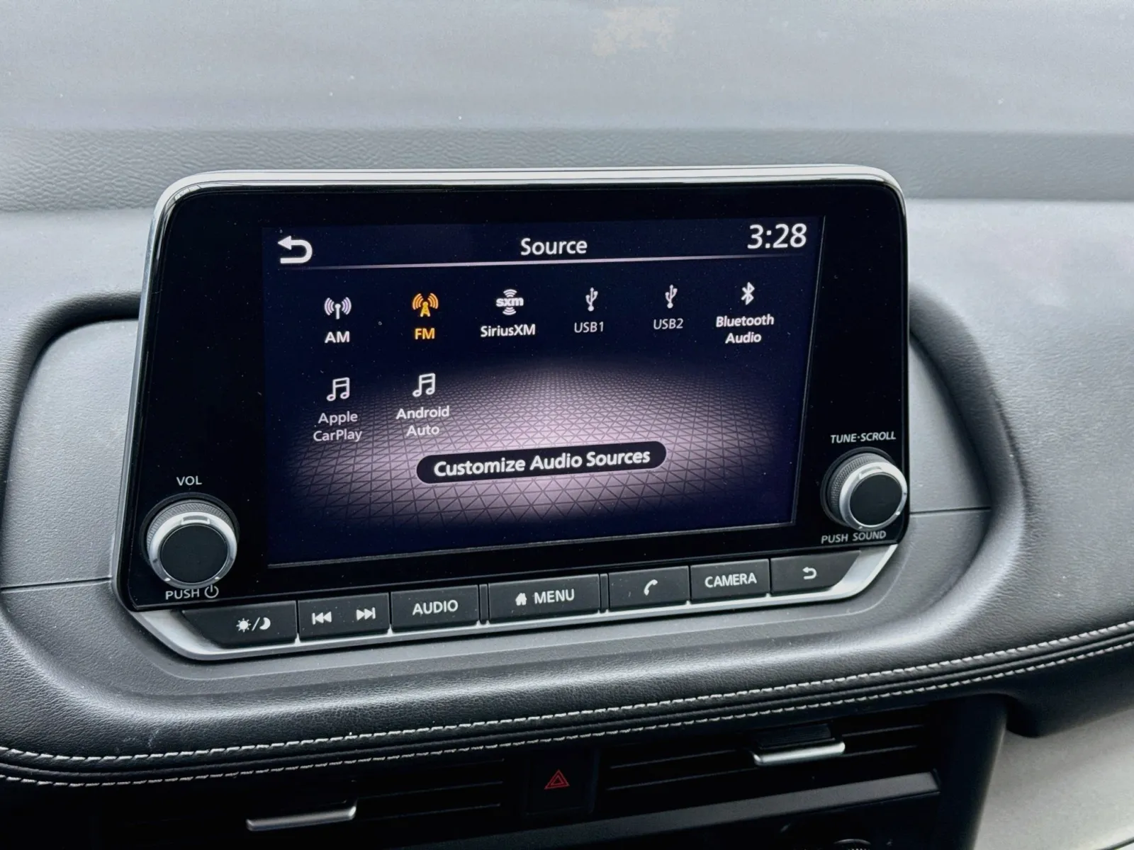 Nissan Rogue photo 11