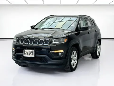 Black 2018 Jeep Compass Latitude for sale in Bellflower, CA