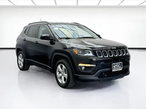 Another view of 2018 Jeep Compass Latitude for sale in Bellflower, CA at STG Bellflower