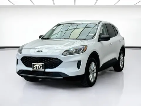 White 2022 Ford Escape SE for sale in Bellflower, CA