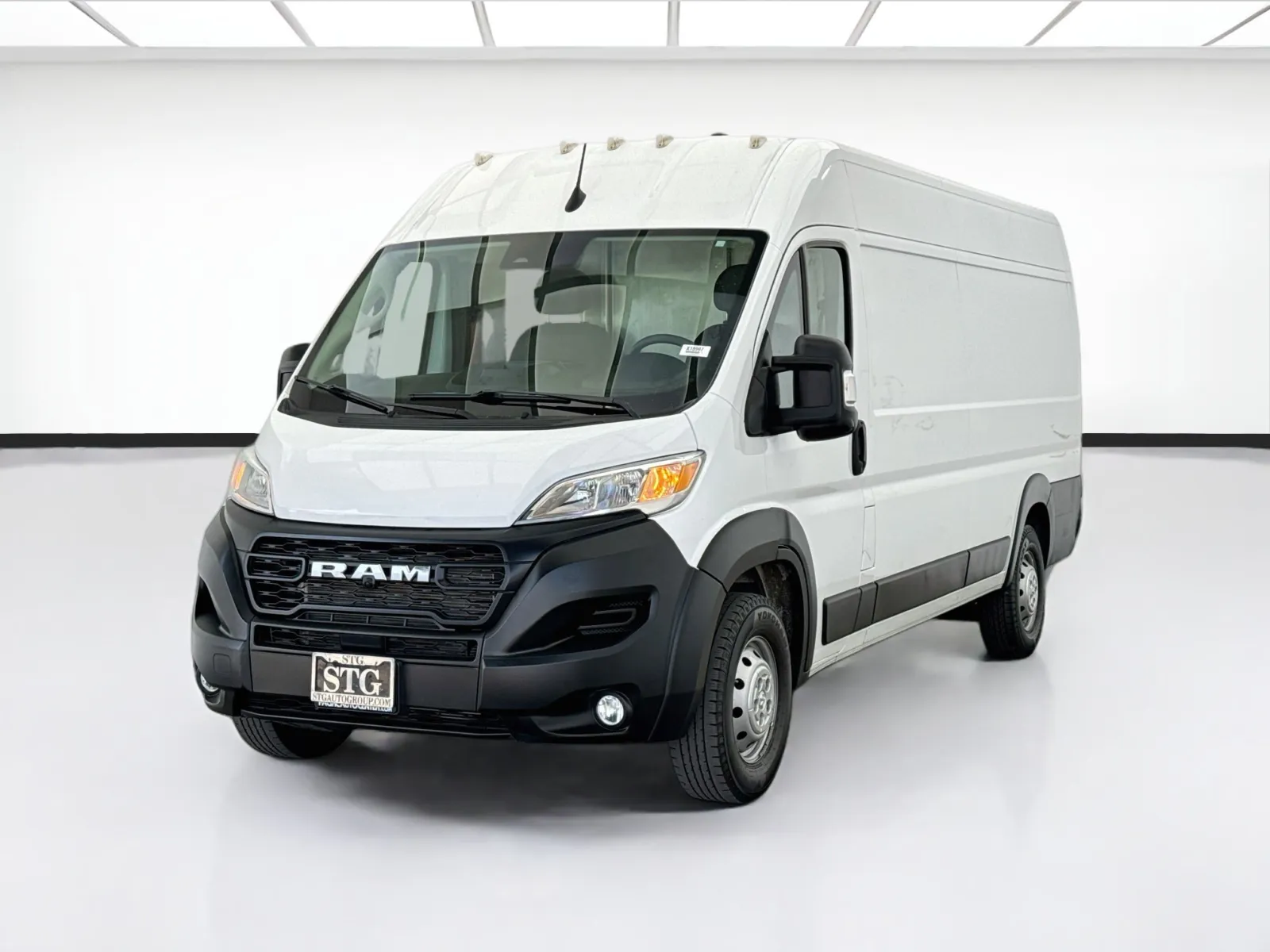 White 2023 Ram ProMaster Cargo Van High Roof for sale in Bellflower, CA