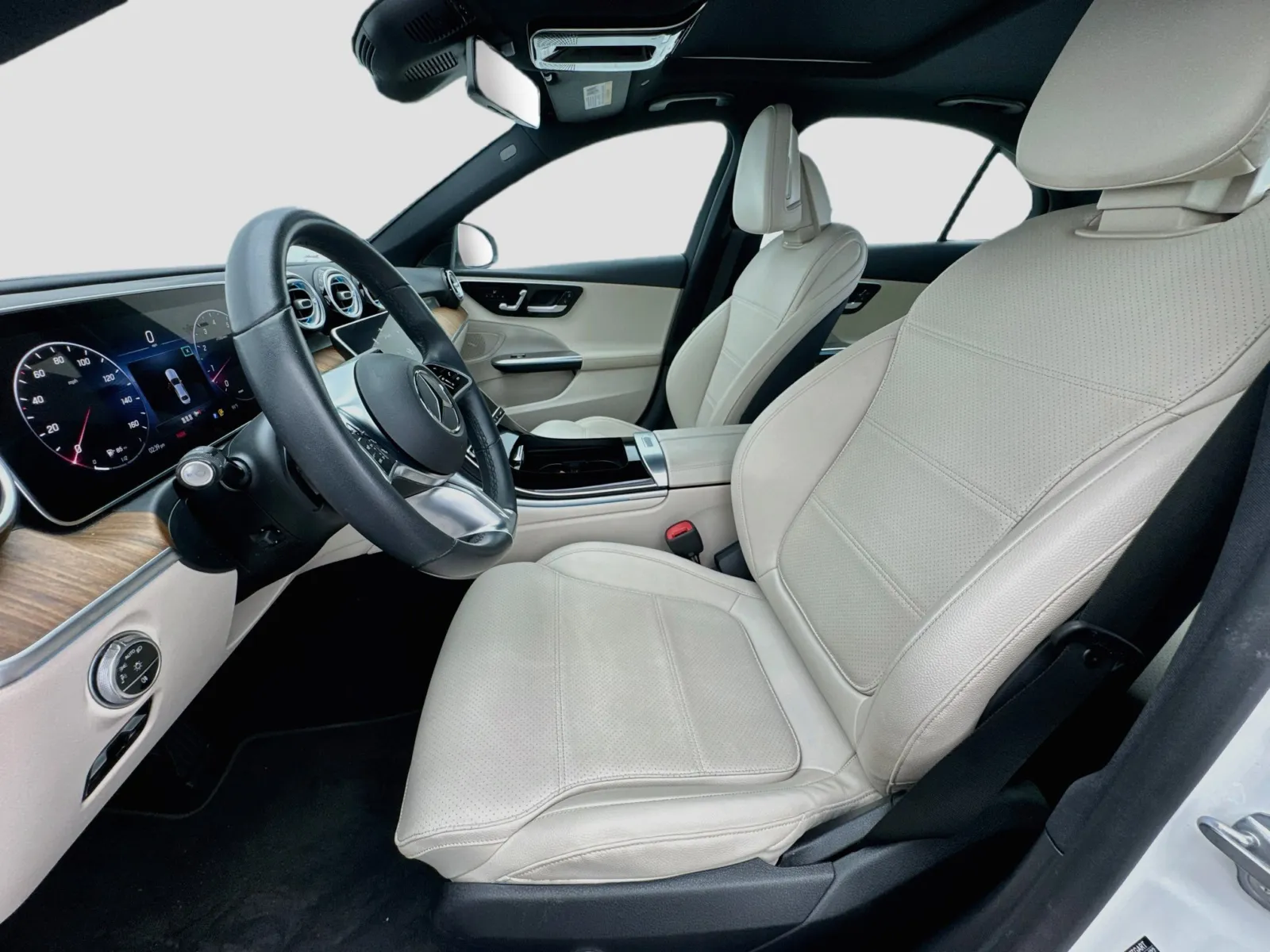 Mercedes-Benz C-Class photo 13