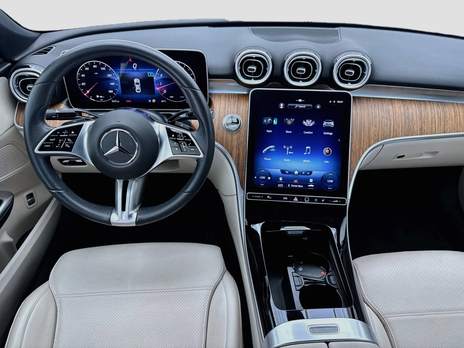Mercedes-Benz C-Class photo 15
