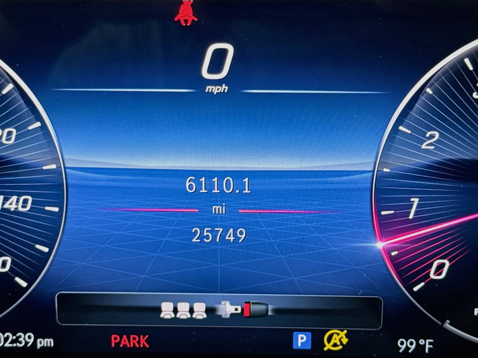 Mercedes-Benz C-Class photo 8