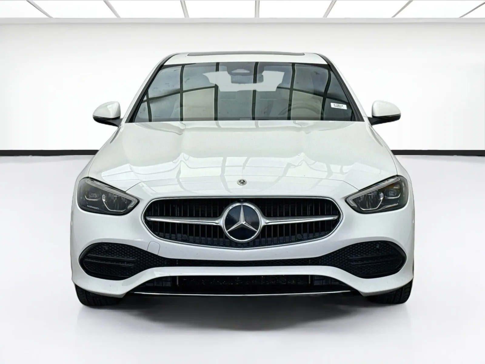 Mercedes-Benz C-Class photo 2