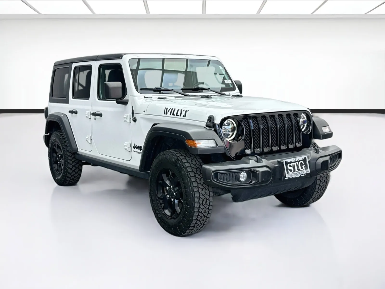 Jeep Wrangler photo 3