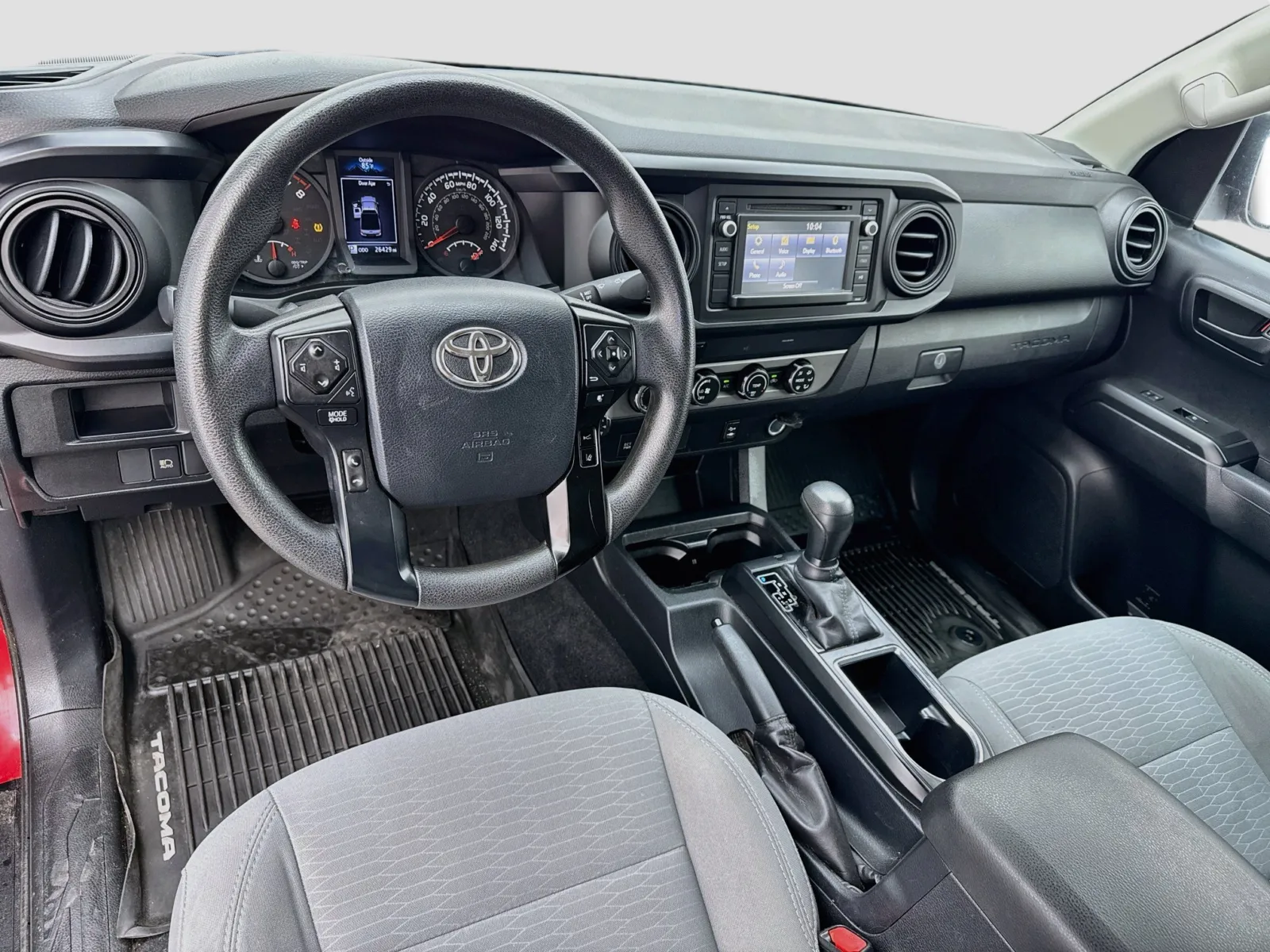 Toyota Tacoma photo 14