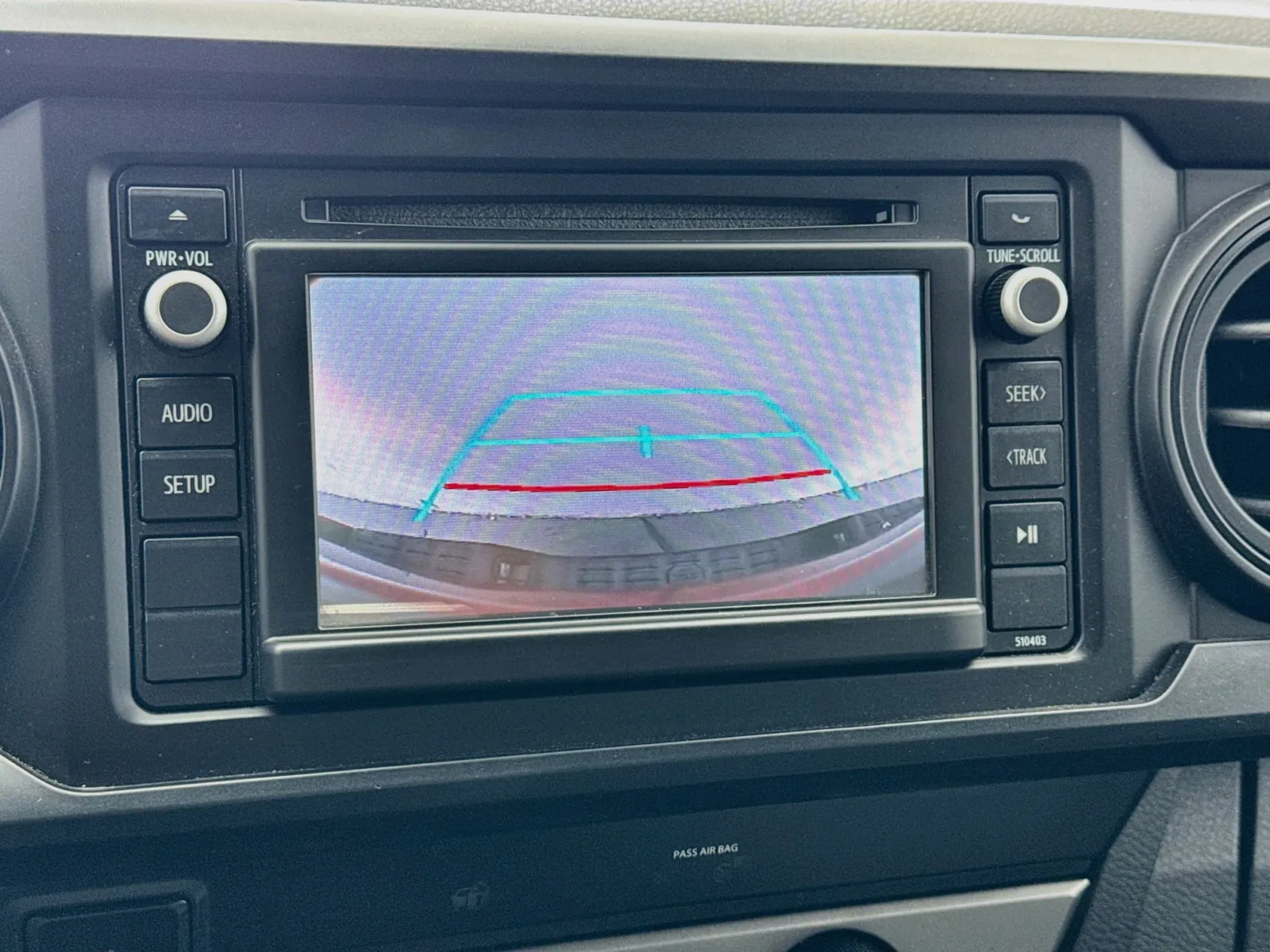 Toyota Tacoma photo 10