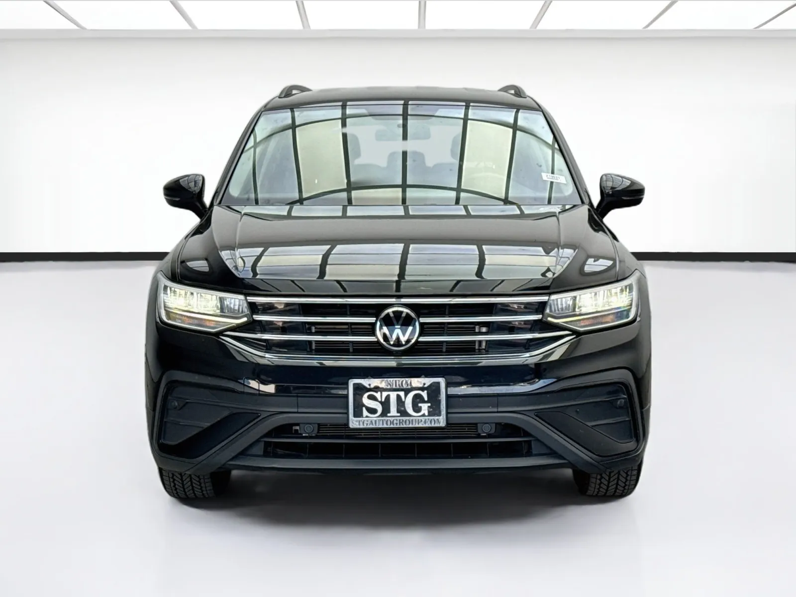 Volkswagen Tiguan photo 2