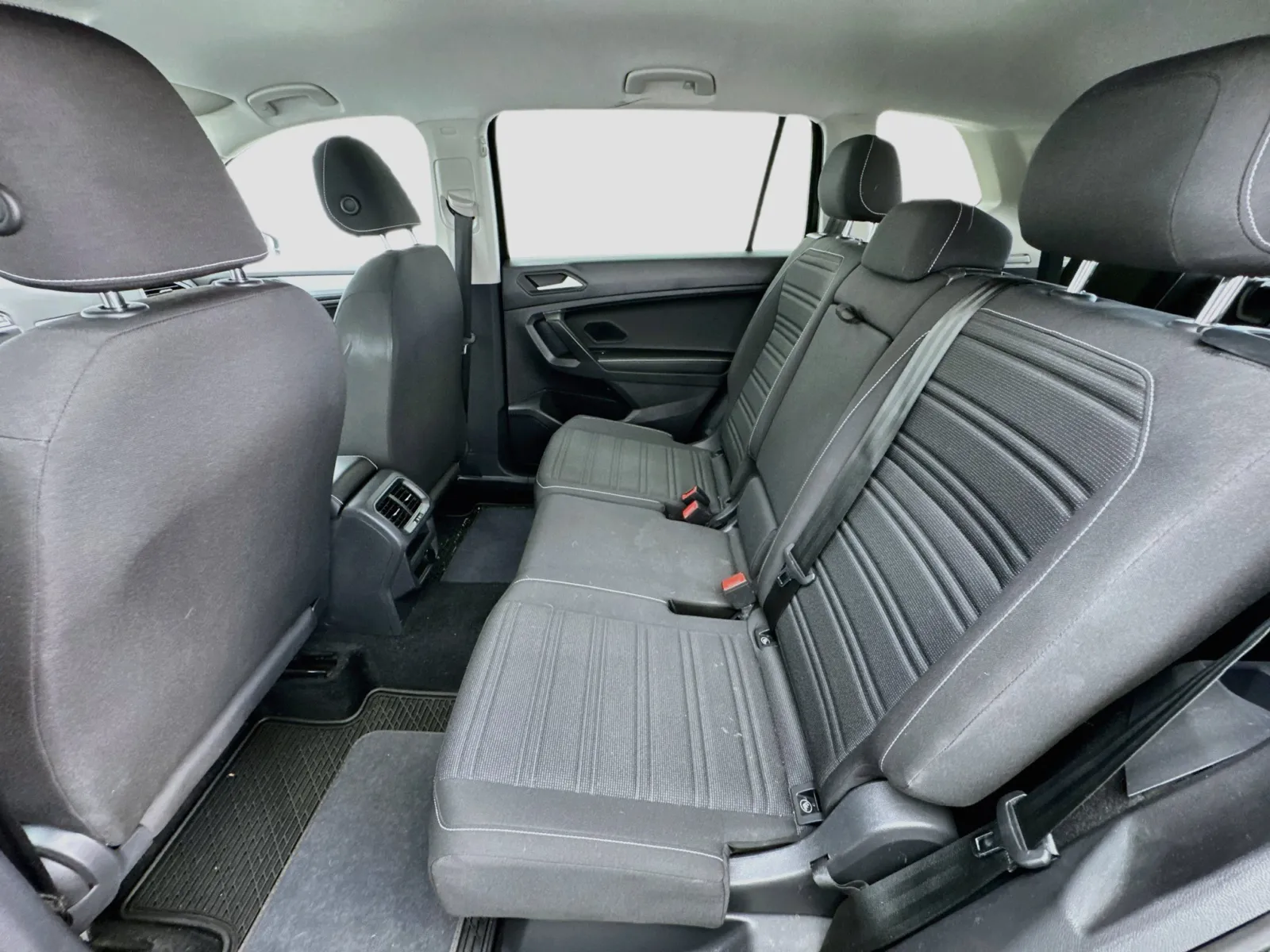 Volkswagen Tiguan photo 15