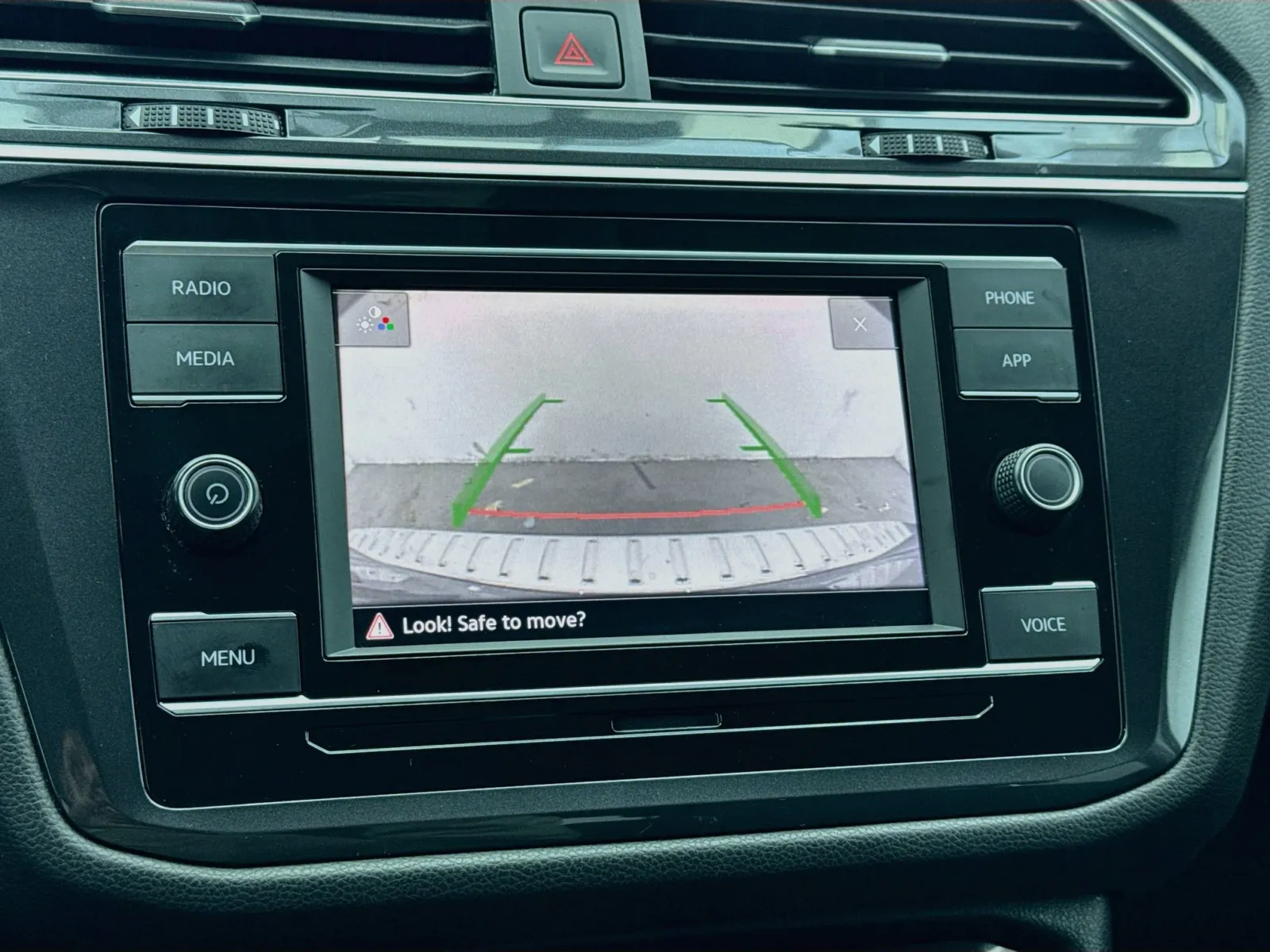 Volkswagen Tiguan photo 10