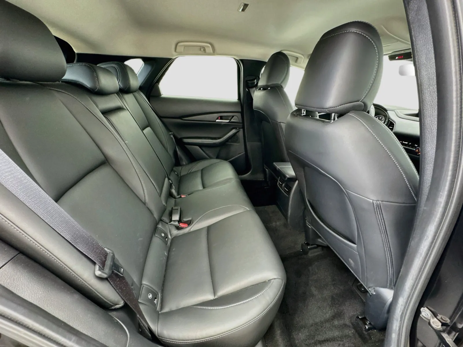 Mazda CX-30 photo 18