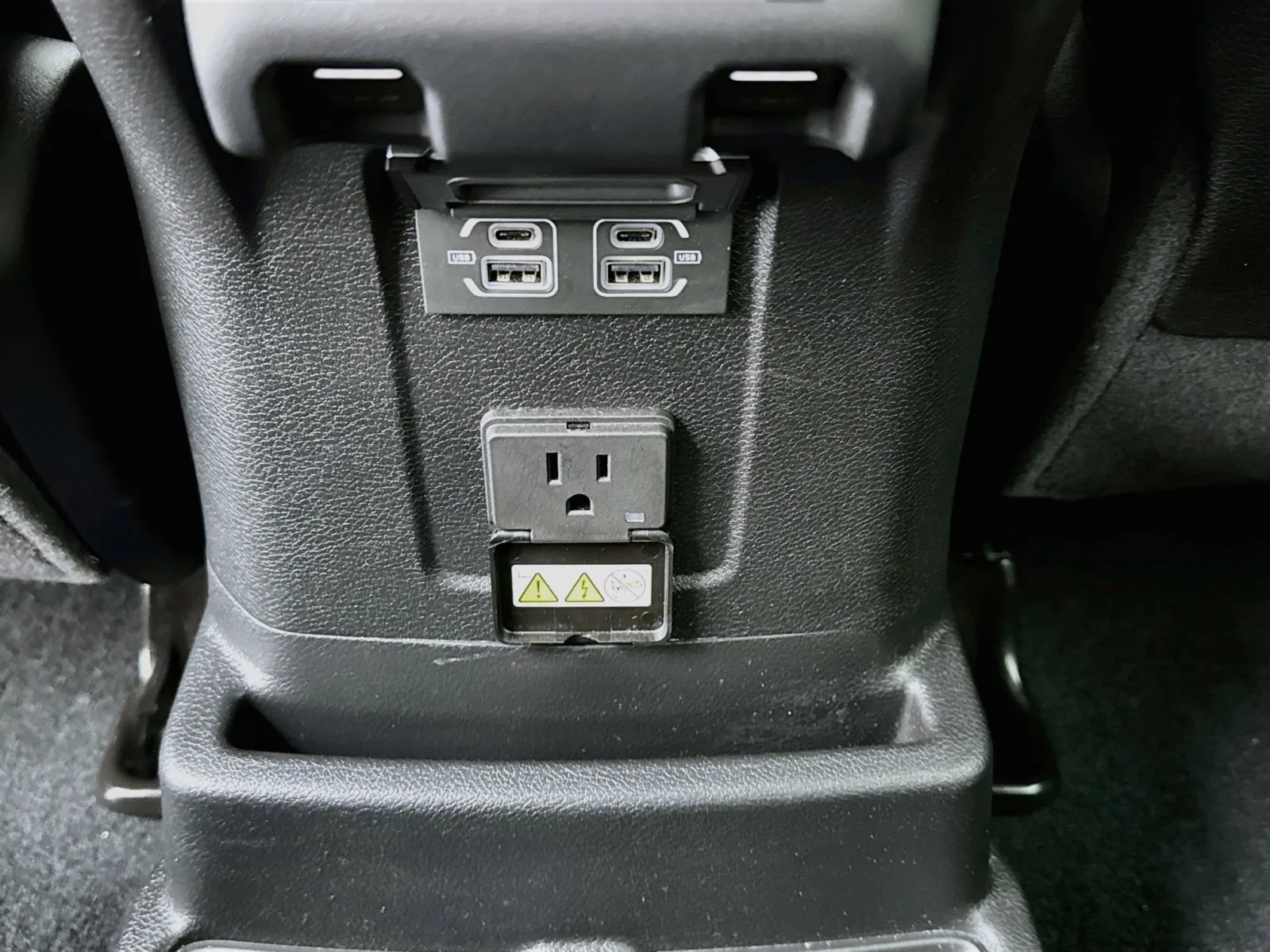 Jeep Wrangler photo 16