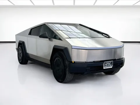Another view of 2025 Tesla Cybertruck for sale in Bellflower, CA at STG Bellflower