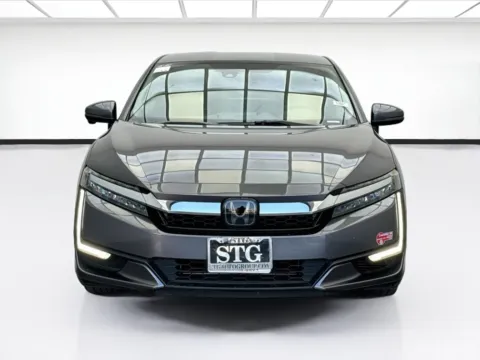 Photos of 2018 Honda Clarity Plug-In Hybrid for sale in Bellflower, CA at STG Bellflower