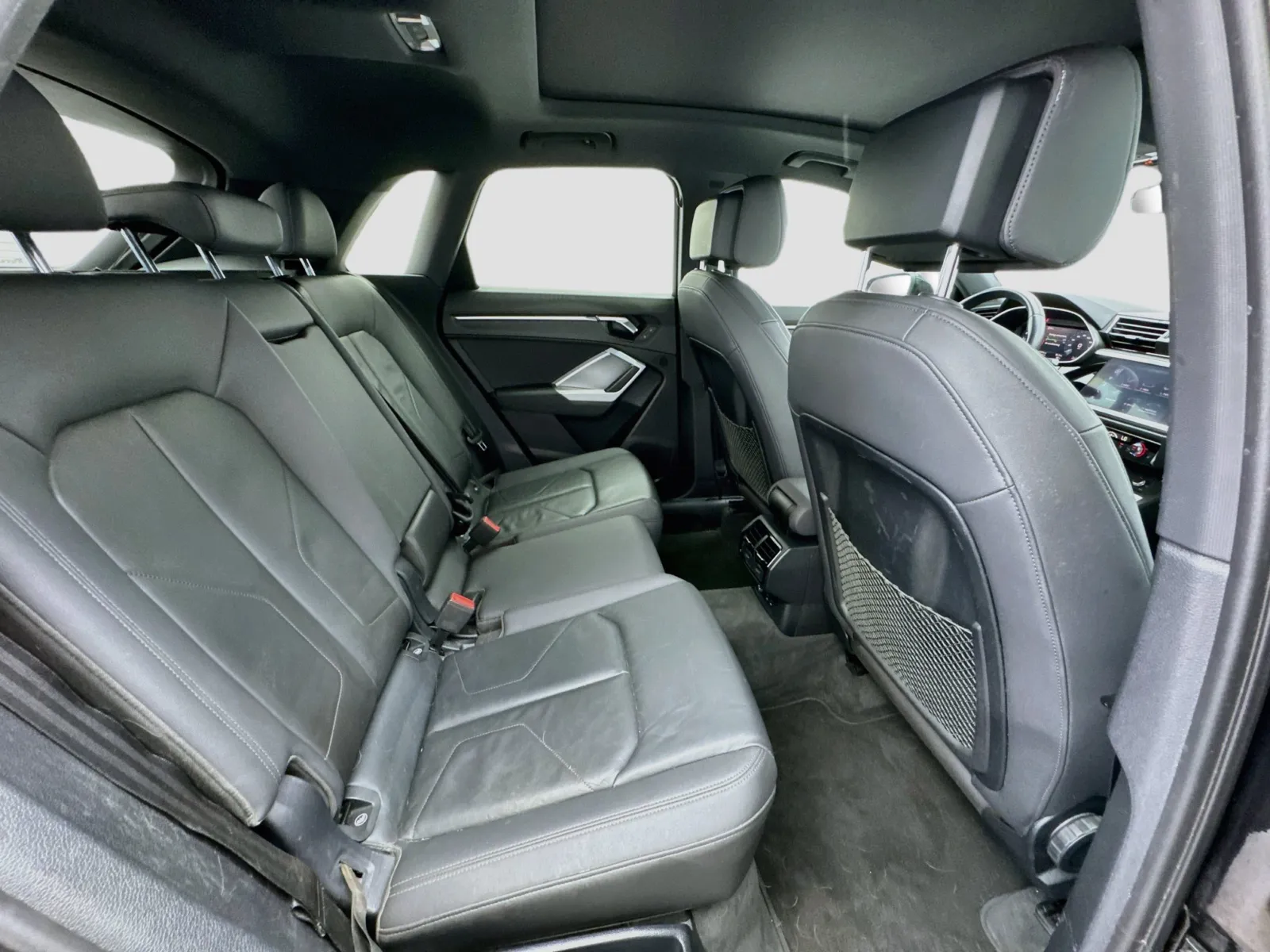 Audi Q3 photo 19