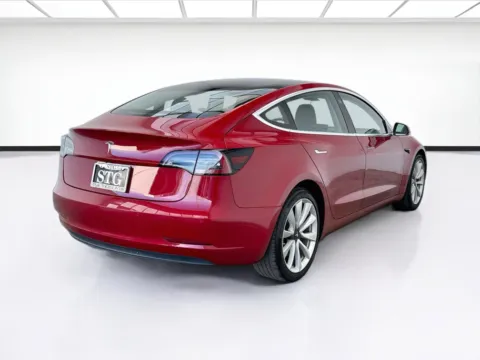 More photos of 2018 Tesla Model 3 at STG Bellflower, CA
