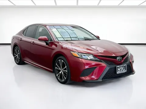 Another view of 2018 Toyota Camry SE for sale in Bellflower, CA at STG Bellflower