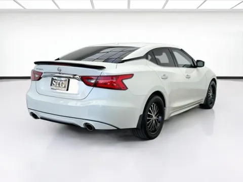 More photos of 2016 Nissan Maxima 3.5 S at STG Bellflower, CA