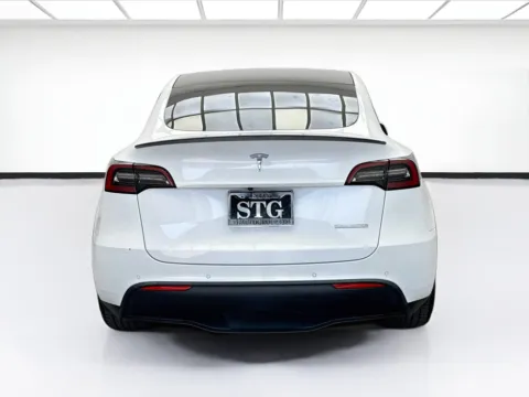 More photos of 2022 Tesla Model Y Performance at STG Bellflower, CA