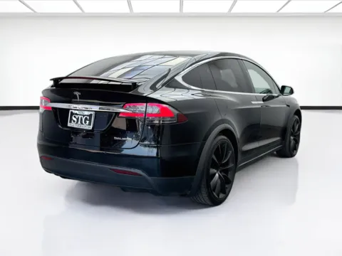 More photos of 2021 Tesla Model X Performance at STG Bellflower, CA