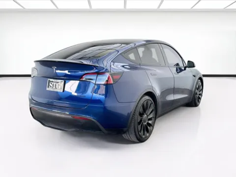 More photos of 2022 Tesla Model Y Performance at STG Bellflower, CA