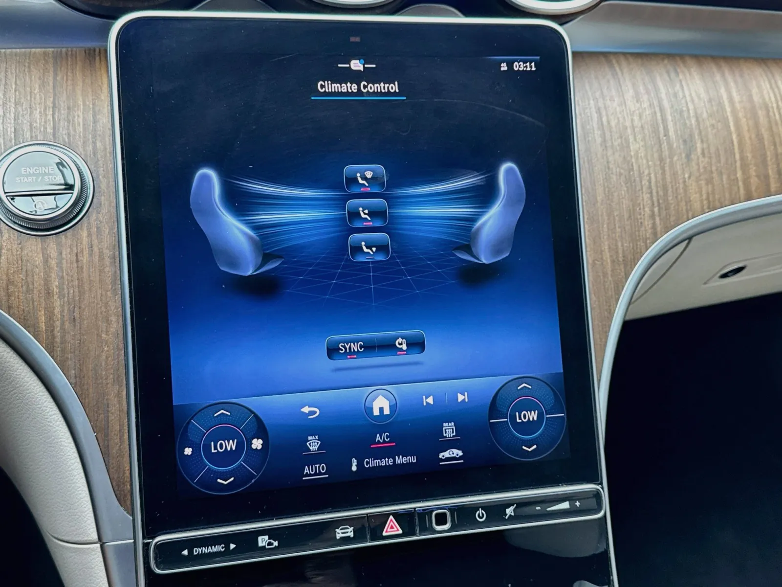 Mercedes-Benz C-Class photo 12