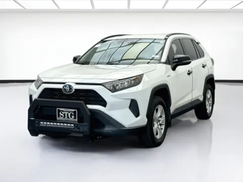White 2021 Toyota RAV4 LE for sale in Bellflower, CA
