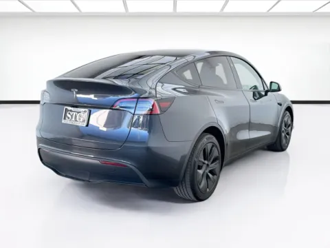 More photos of 2025 Tesla Model Y Long Range at STG Bellflower, CA