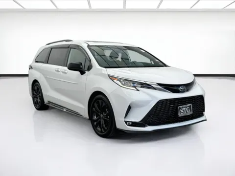 Another view of 2022 Toyota Sienna XSE 7 Passenger for sale in Bellflower, CA at STG Bellflower
