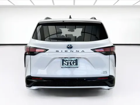 More photos of 2022 Toyota Sienna XSE 7 Passenger at STG Bellflower, CA