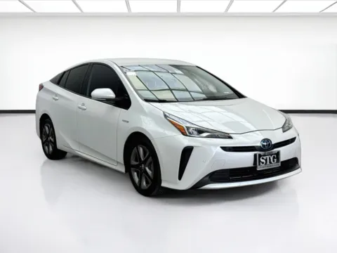 Another view of 2021 Toyota Prius L for sale in Bellflower, CA at STG Bellflower