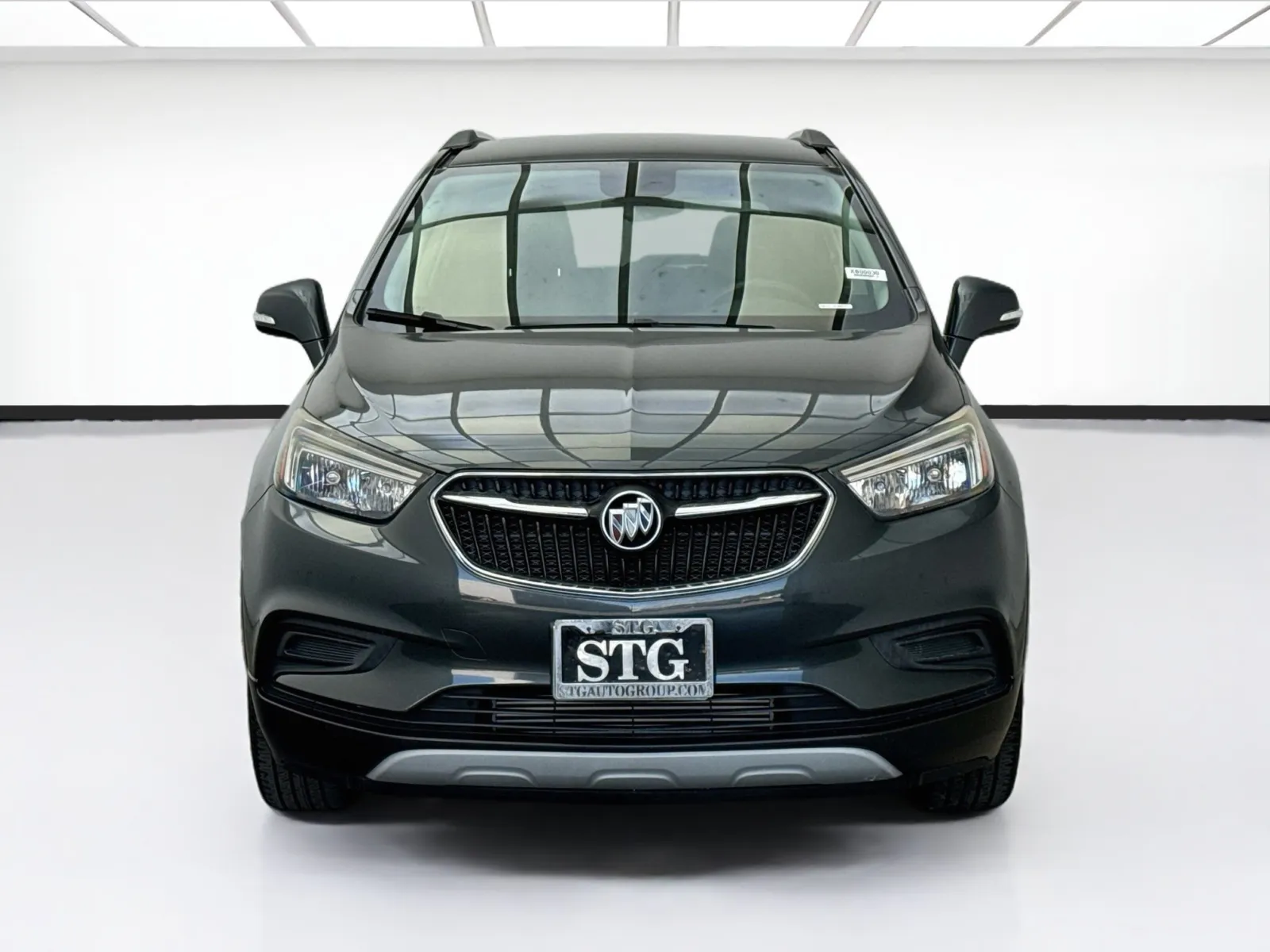 Buick Encore photo 2